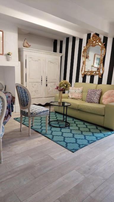 Maison Avec Jardin Holiday home *